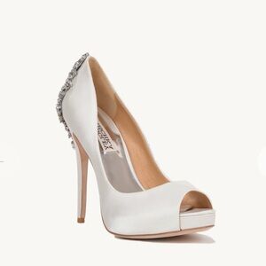 Badgley Mischka Kiara Embellished Peep-toe Pump Size 7.5